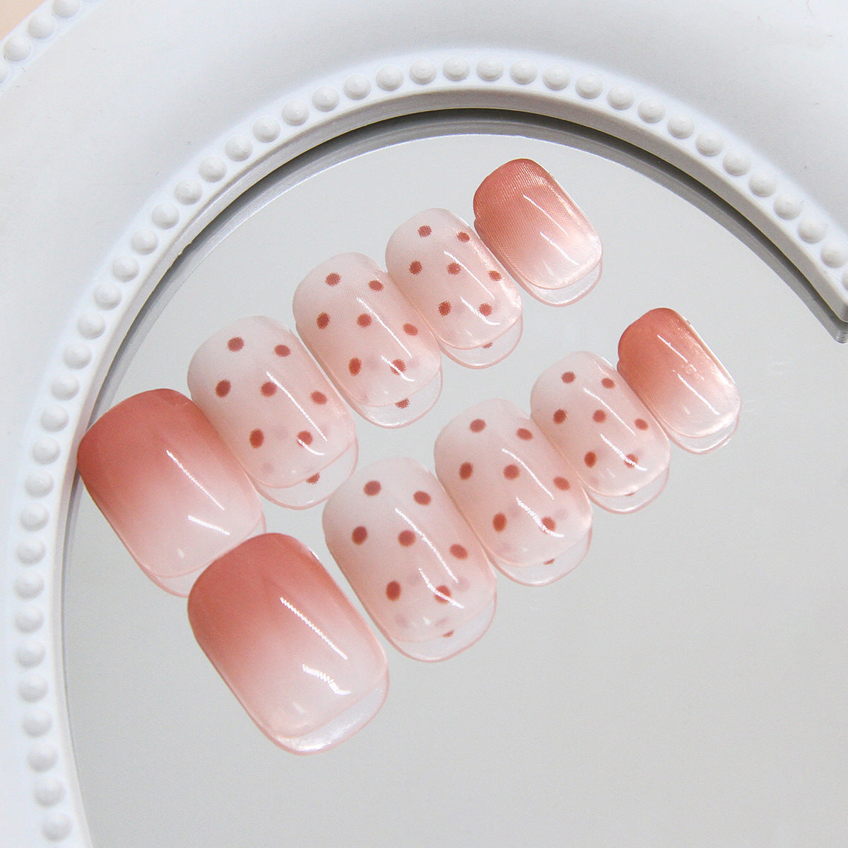 Elegant Minimalist Press-On Nail Set (24pcs) (DESIGN 7447)