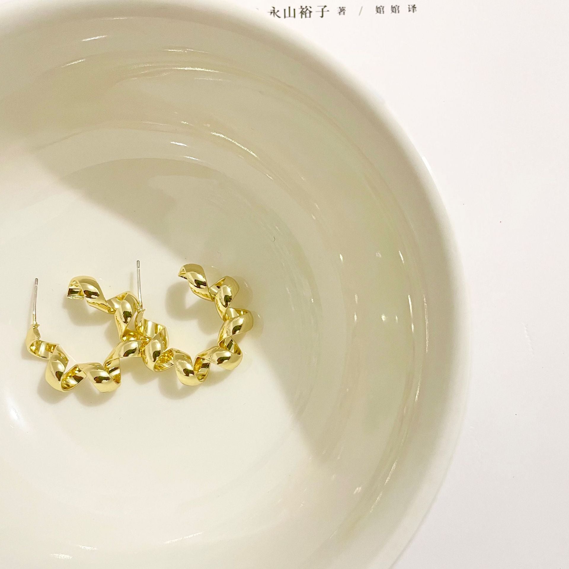 Amazing Korean Jewelry For Women (DESIGN 2151)