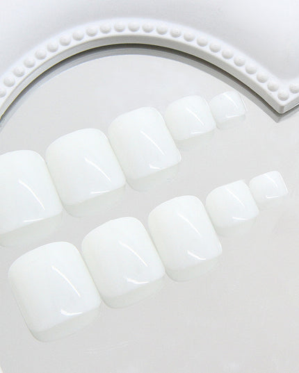 Elegant Minimalist Press-On Nail Set (24pcs) (DESIGN 7488)