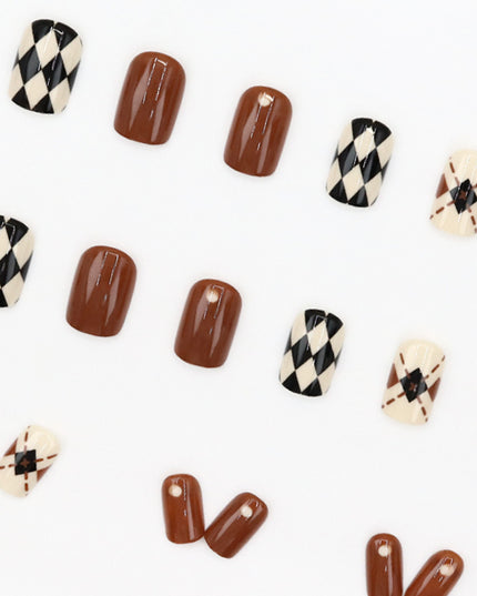 Elegant Minimalist Press-On Nail Set (24pcs) (DESIGN 7556)