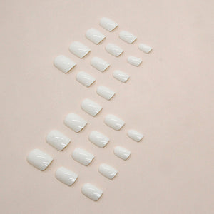 Elegant Minimalist Press-On Nail Set (24pcs) (DESIGN 7380)