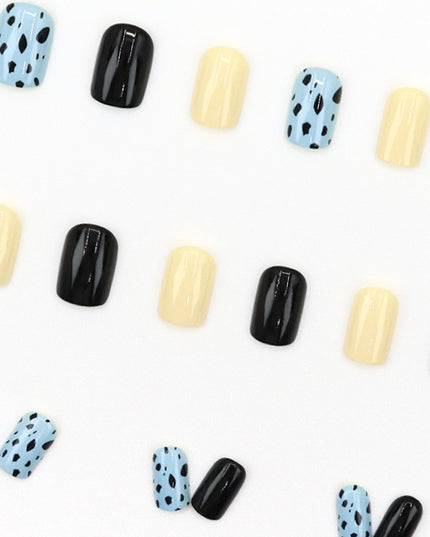 Elegant Minimalist Press-On Nail Set (24pcs) (DESIGN 7561)