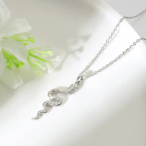 Amazing Korean Necklace For Women (DESIGN 4014)