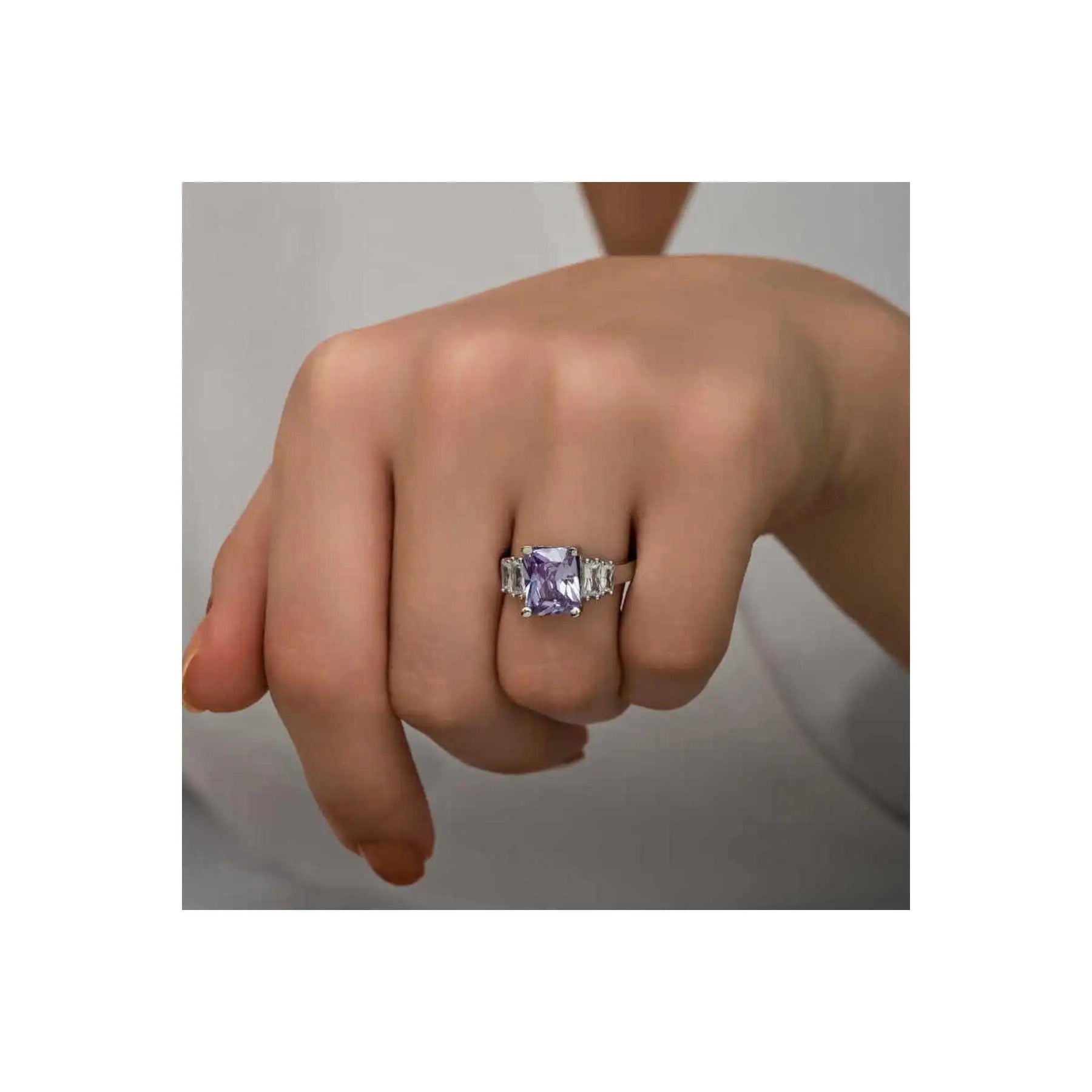 Amazing Korean Ring For Women (DESIGN 4118)