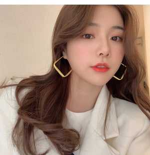 Amazing Korean Jewelry For Women (DESIGN 2125)