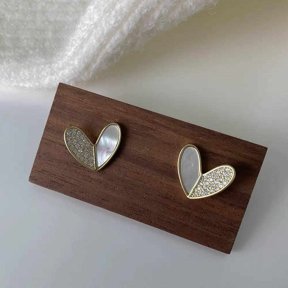 Amazing Korean Jewelry For Women (DESIGN 2143)