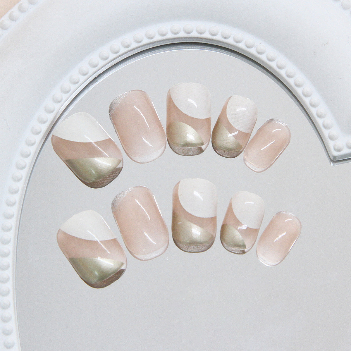 Elegant Minimalist Press-On Nail Set (24pcs) (DESIGN 7448)