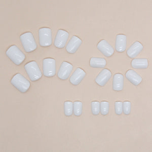 Elegant Minimalist Press-On Nail Set (24pcs) (DESIGN 7469)