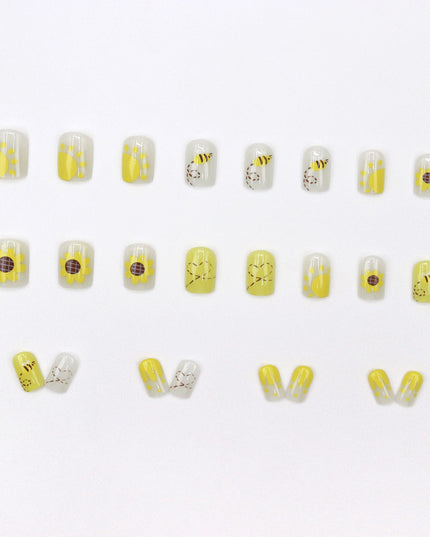 Elegant Minimalist Press-On Nail Set (24pcs) (DESIGN 7646)