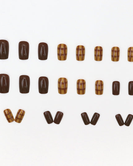 Elegant Minimalist Press-On Nail Set (24pcs) (DESIGN 7648)