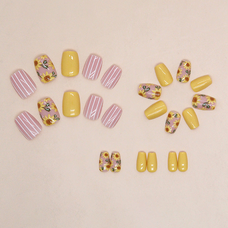Elegant Minimalist Press-On Nail Set (24pcs) (DESIGN 7389)