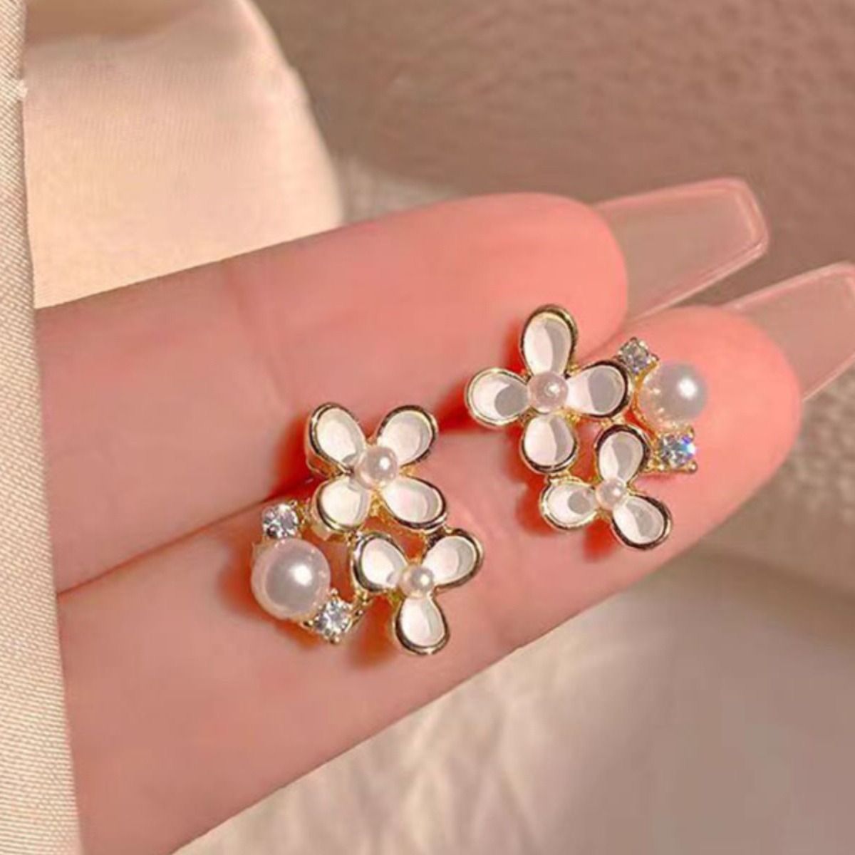 Amazing Korean Jewelry For Women (DESIGN 2130)
