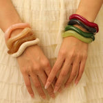 Girlresing resin bangle (DESIGN 9120)