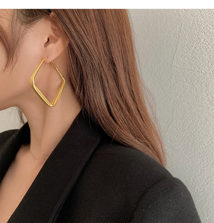 Amazing Korean Jewelry For Women (DESIGN 2125)