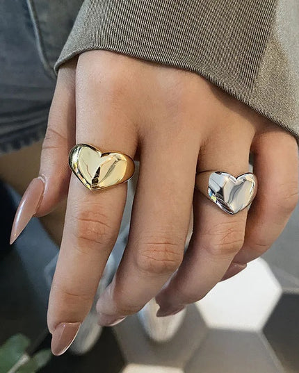Amazing Korean Jewelry For Women (gold colour only) (DESIGN 6017)