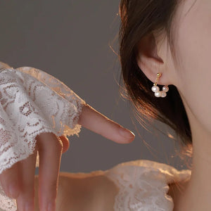 Amazing Korean Jewelry For Women (DESIGN 6061)