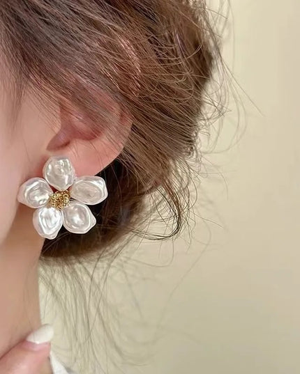 Amazing Korean Jewelry For Women (DESIGN 6062)