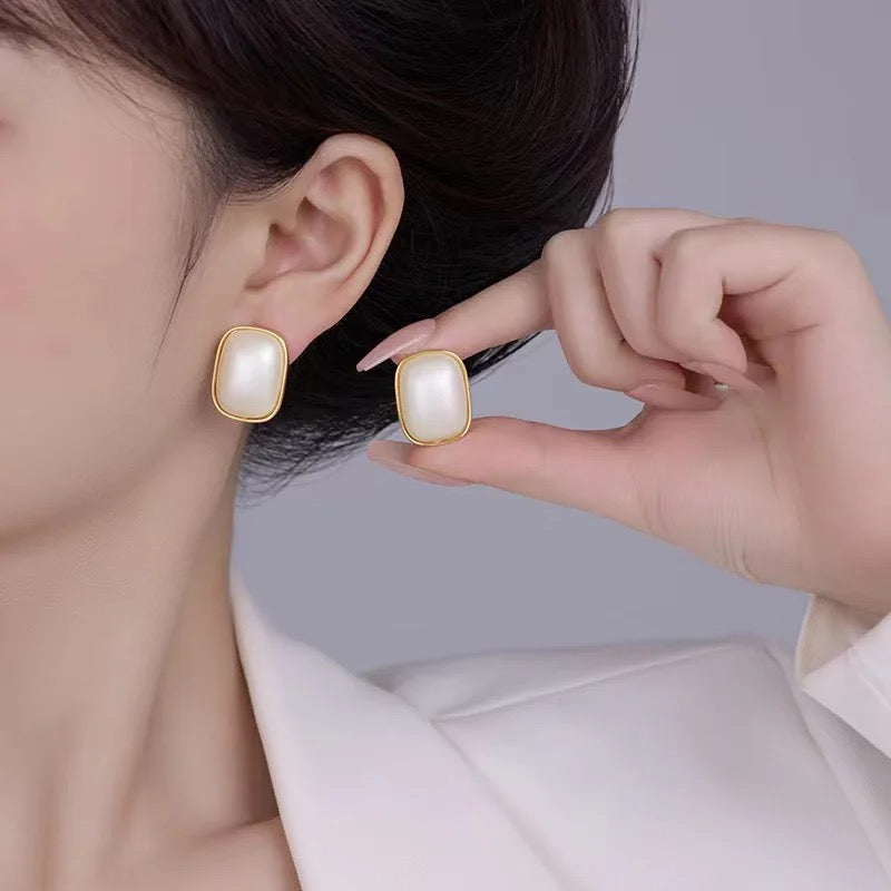 Amazing Korean Jewelry For Women (DESIGN 6067)