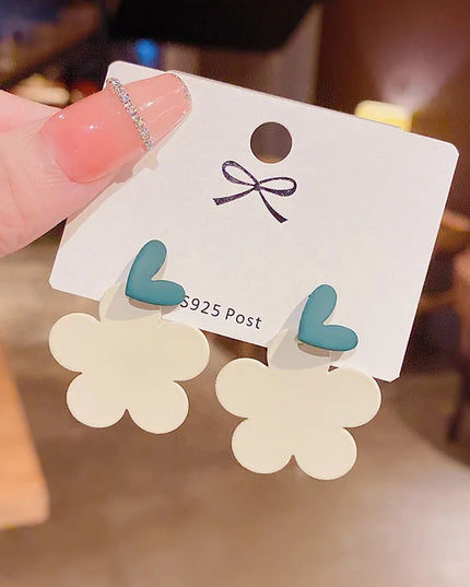 Amazing Korean Jewelry For Women (DESIGN 6123)