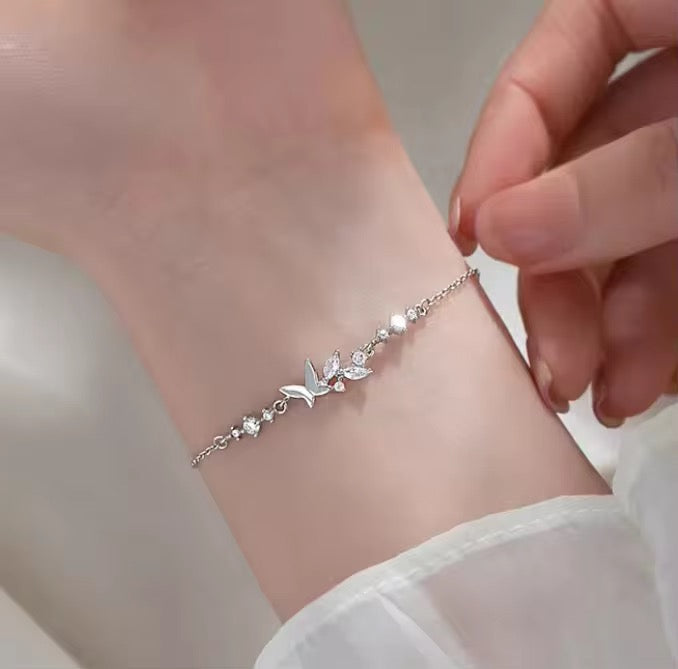 Amazing Korean Jewelry For Women (DESIGN 6181)