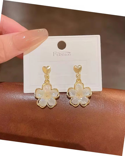 Amazing Korean Jewelry For Women (DESIGN 6184)