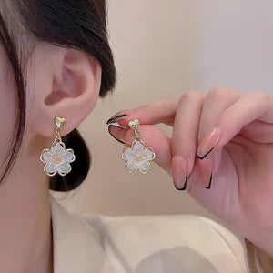 Amazing Korean Jewelry For Women (DESIGN 6184)