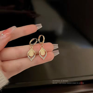 Amazing Korean Jewelry For Women (DESIGN 6207)