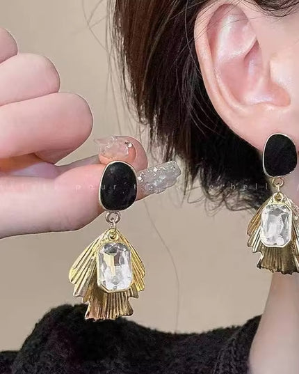 Amazing Korean Jewelry For Women (DESIGN 6231)