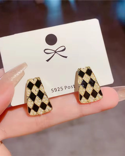 Amazing Korean Jewelry For Women (DESIGN 6233)