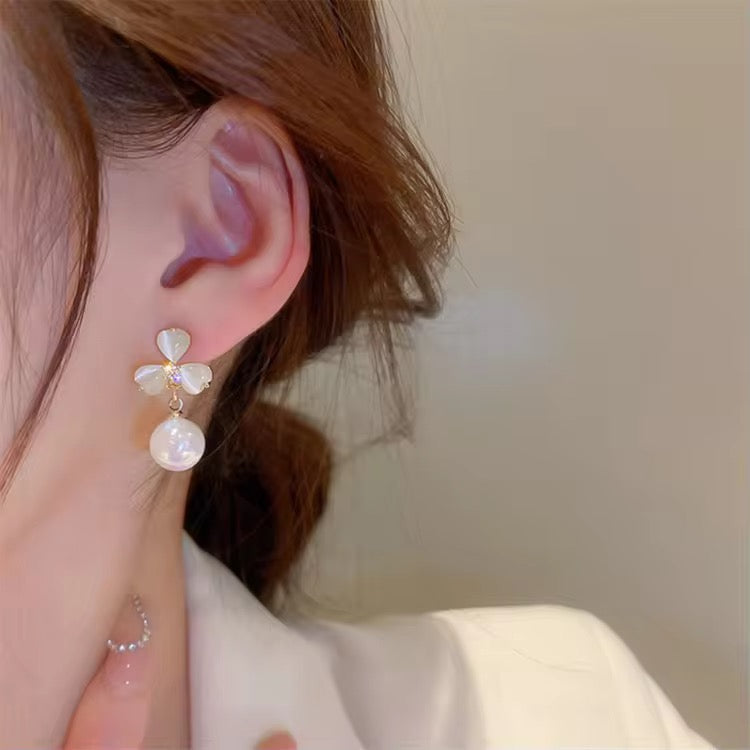 Amazing Korean Jewelry For Women (DESIGN 6318)