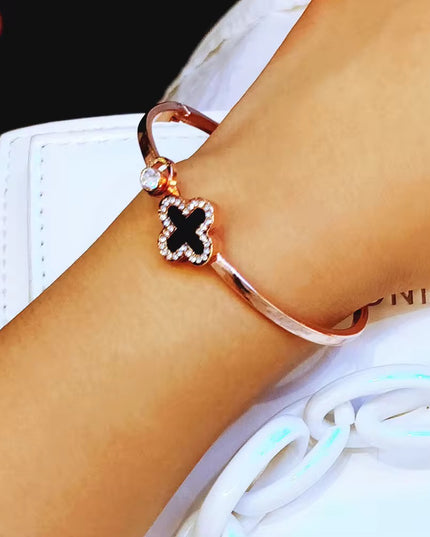 Amazing Korean Jewelry For Women (DESIGN 6397)