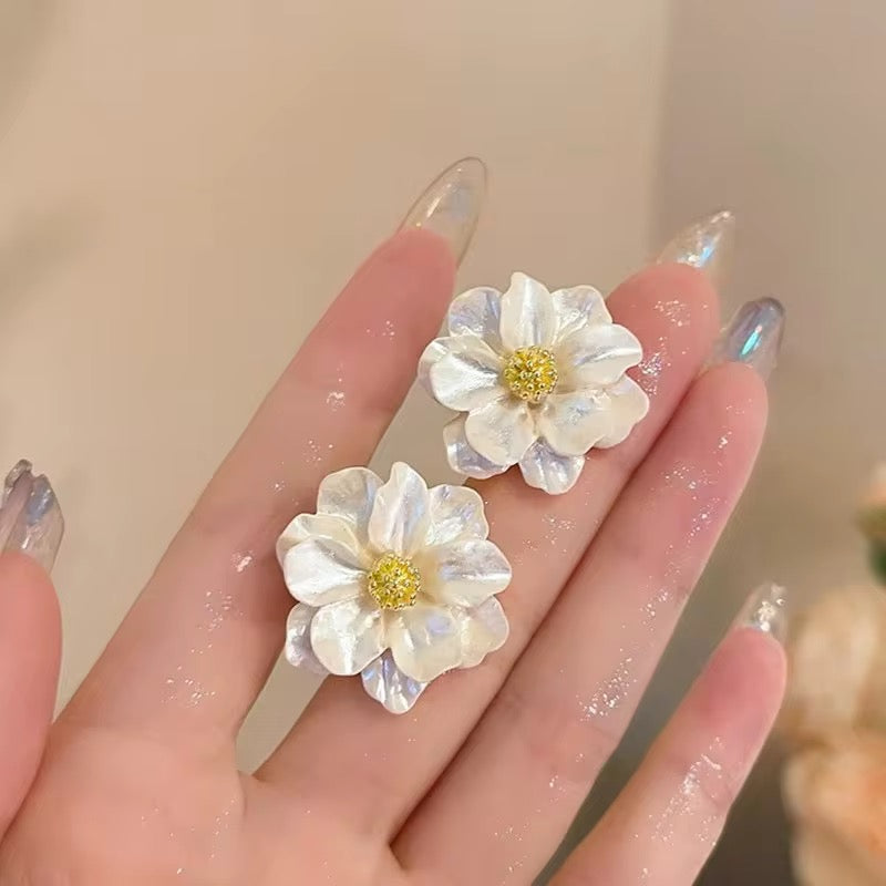 Amazing Korean Jewelry For Women (DESIGN 6568)