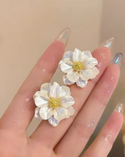 Amazing Korean Jewelry For Women (DESIGN 6568)