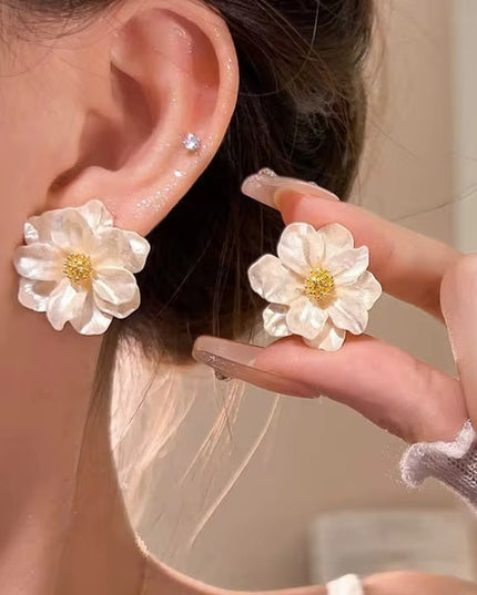 Amazing Korean Jewelry For Women (DESIGN 6569)