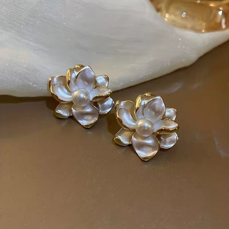 Amazing Korean Jewelry For Women (DESIGN 6573)