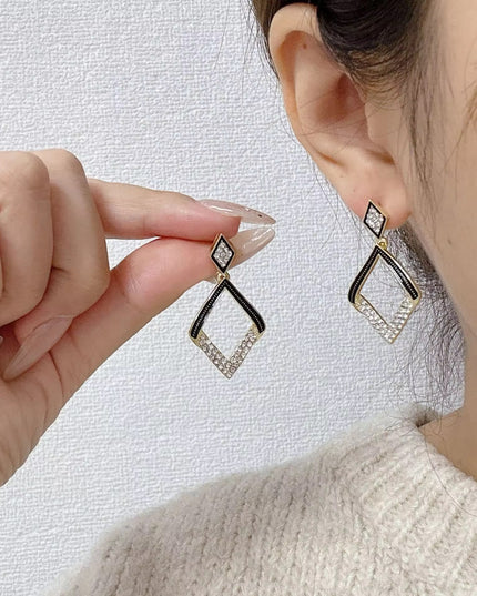 Amazing Korean Jewelry For Women (DESIGN 6576)