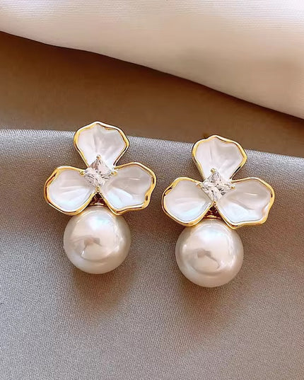 Amazing Korean Jewelry For Women (DESIGN 6577)