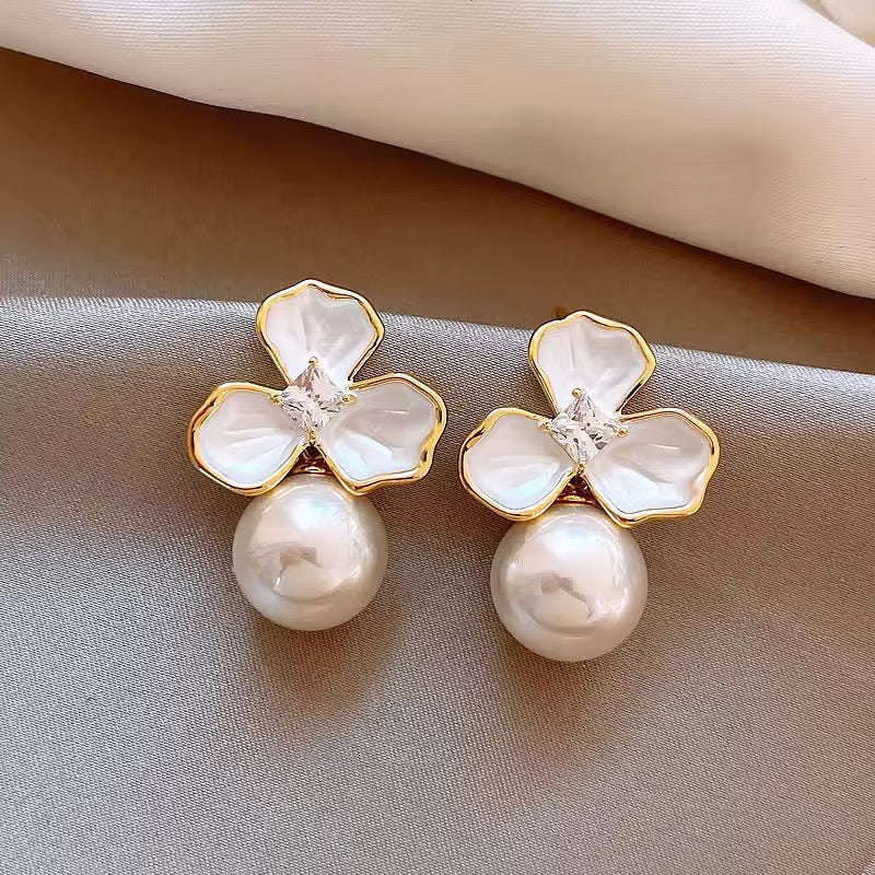 Amazing Korean Jewelry For Women (DESIGN 6577)