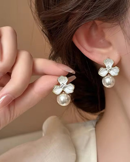 Amazing Korean Jewelry For Women (DESIGN 6577)