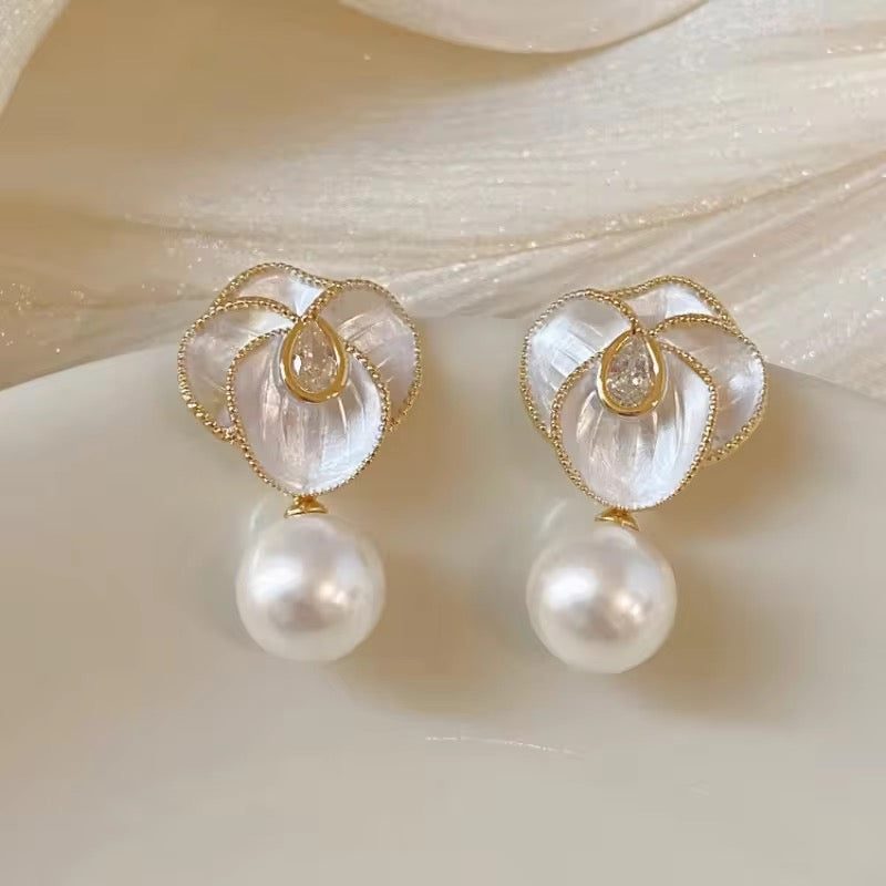 Amazing Korean Jewelry For Women (DESIGN 6579)