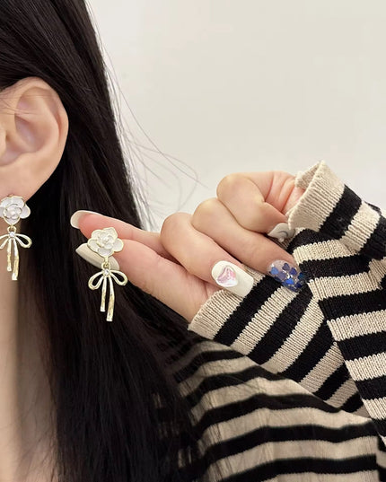 Amazing Korean Jewelry For Women (DESIGN 6615)