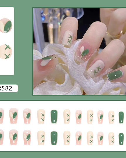Elegant Minimalist Press-On Nail Set (24pcs) (DESIGN 7104)