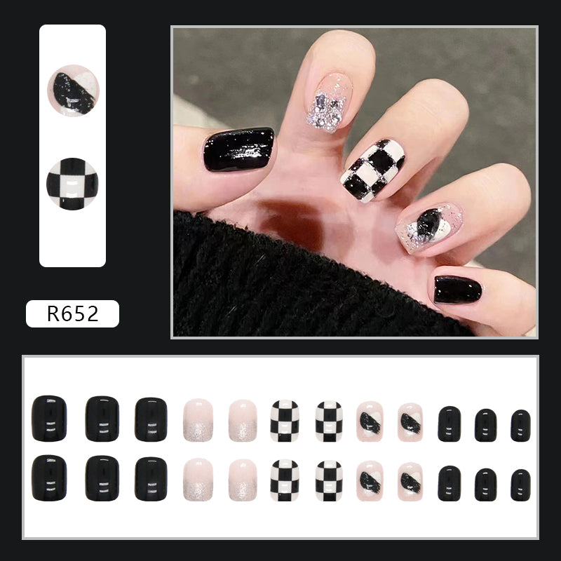 Elegant Minimalist Press-On Nail Set (24pcs) (DESIGN 7137)