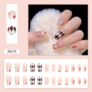 Elegant Minimalist Press-On Nail Set (24pcs) (DESIGN 7149)