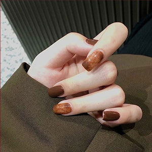 Elegant Minimalist Press-On Nail Set (24pcs) (DESIGN 7364)