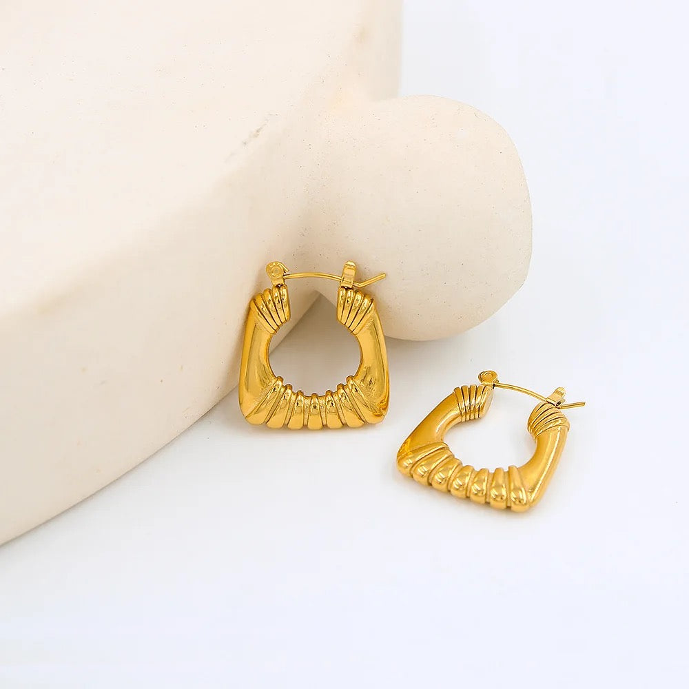 Anti Tarnish Korean Jewelry For Women (DESIGN 5088)