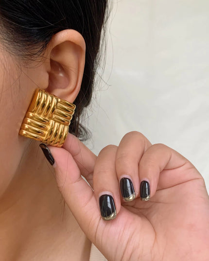 Anti Tarnish Korean Jewelry For Women (DESIGN 9007)