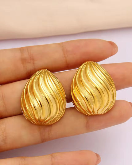 Anti Tarnish Korean Jewelry For Women (DESIGN 9041)