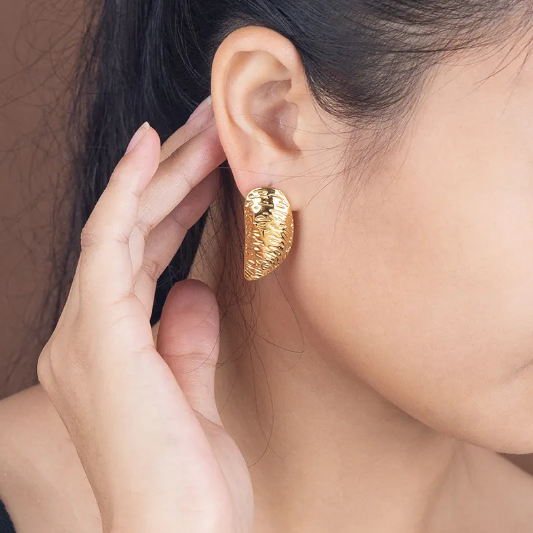 Anti Tarnish Korean Jewelry For Women (DESIGN 9070)