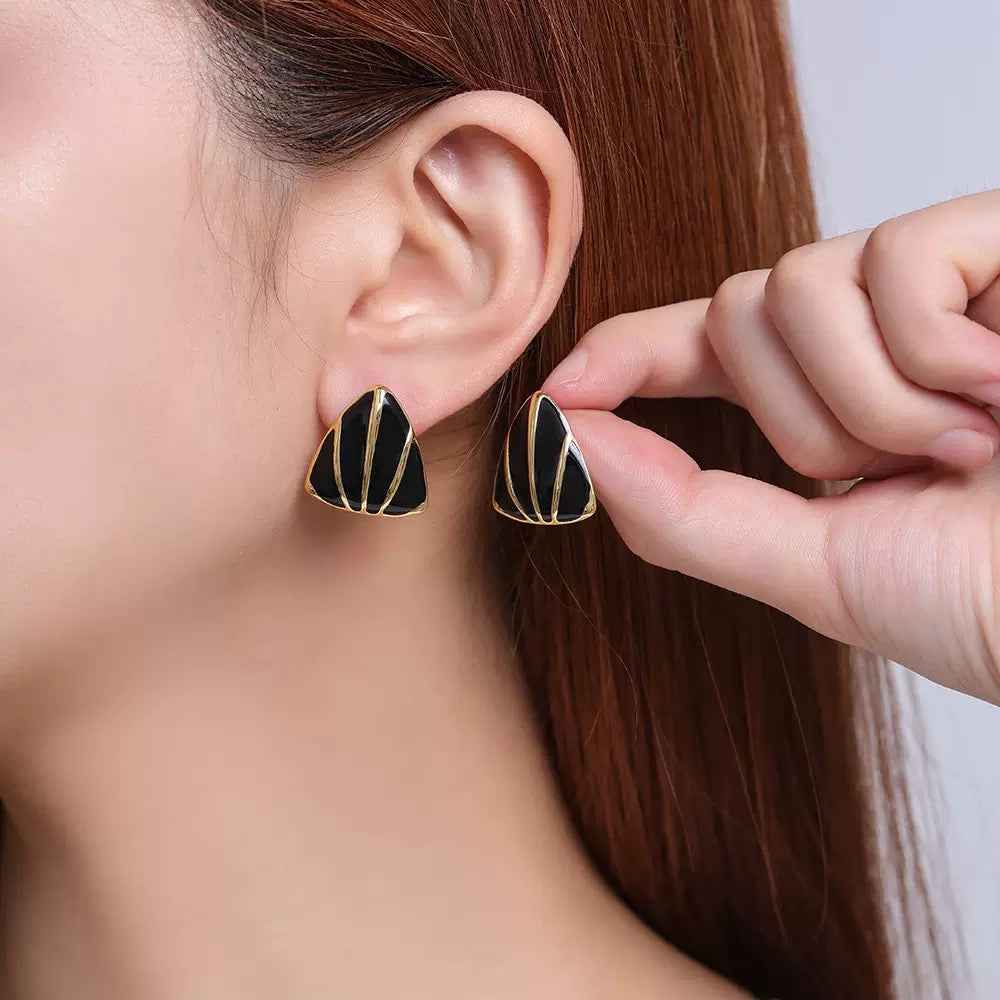 Anti Tarnish Korean Jewelry For Women (DESIGN 9085)